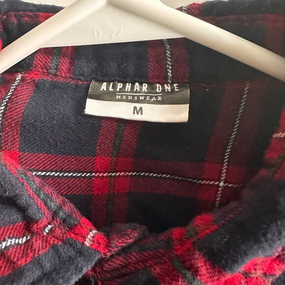 Alphar One Casual Button Down Mens Medium Red Plaid Rugged Flannel Shirt - Picture 3 of 5
